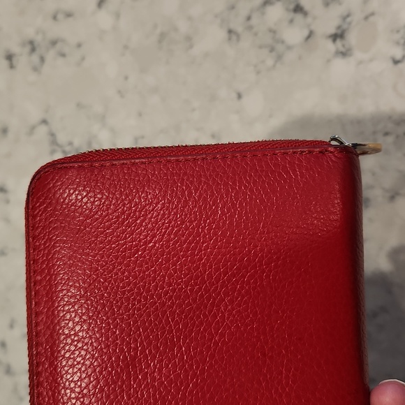 Marc By Marc Jacobs Classic Q Slim Zip Around Wallet Red Leather - Picture 14 of 14